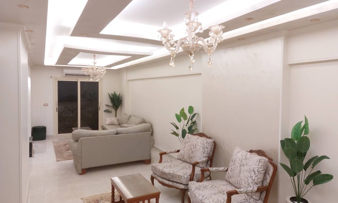 Al-Muntazah Apartment | 3-bedroom fully furnished apartment in charming Alexandria Governorate with AC