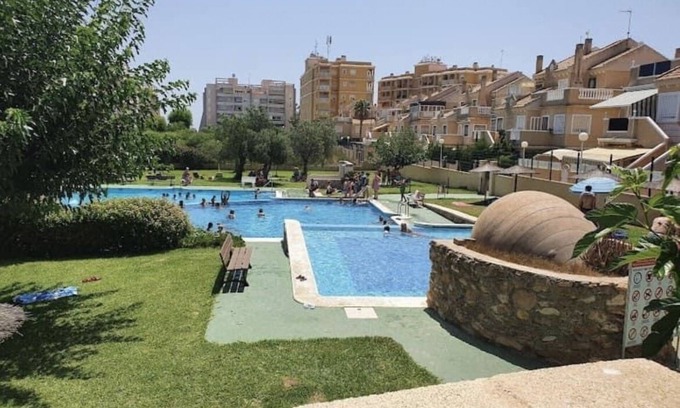 Torrevieja Villa | 3 bedroom, 6 berth villa in Torrevieja on the beautiful Costa Blanca coast