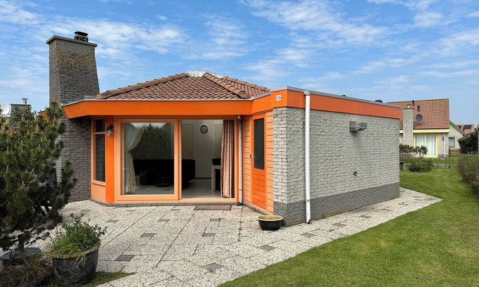 Julianadorp aan zee Cottage | 3 bedroom accommodation in Julianadorp aan Zee