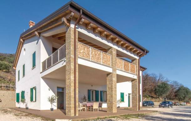Cinto Euganeo Apartment | 3 bedroom accommodation in Valnogaredo (PD)