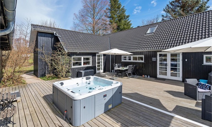 Faxe Ladeplads House | 3 bedroom accommodation in Faxe Ladeplads