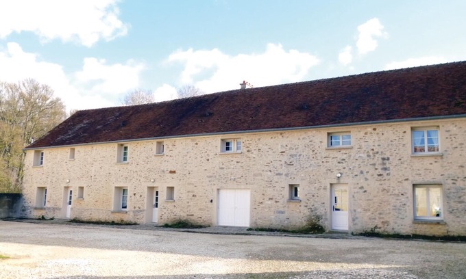 Vaudoy House | 3 bedroom accommodation in Vaudoy-en-Brie