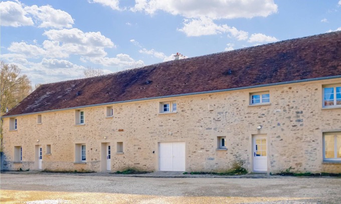 Vaudoy House | 3 bedroom accommodation in Vaudoy-en-Brie