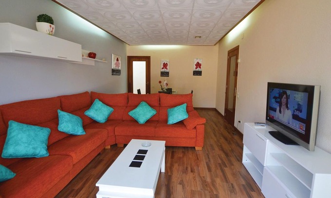 Pineda de Mar House | 3 bedroom accommodation in Pineda de Mar