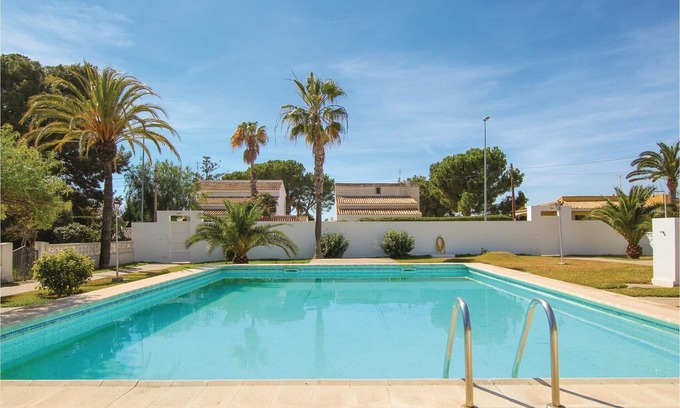 Muchamiel House | 3 bedroom accommodation in El Campello