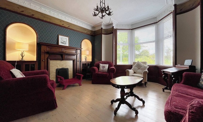 Inverness City Centre Cottage | 3 bedroom accommodation in Inverness