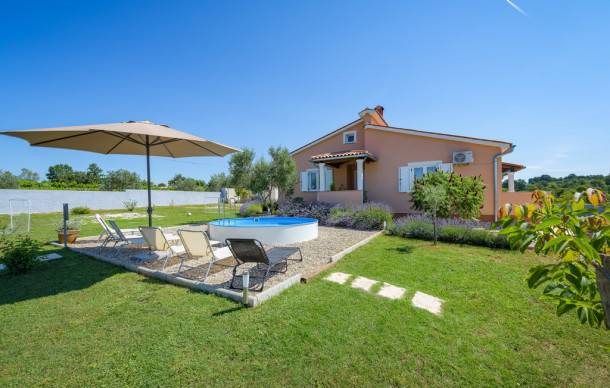 Bibici House | 3 bedroom accommodation in Bibici