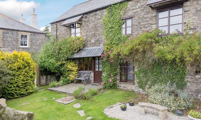 Liskeard Cottage | 3 bedroom accommodation in Menheniot, near Liskeard