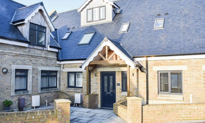 Shanklin House | 3 bedroom accommodation in Shanklin