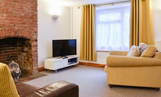 Wyke Regis House | 3 bedroom accommodation in Wyke Regis, near Weymouth