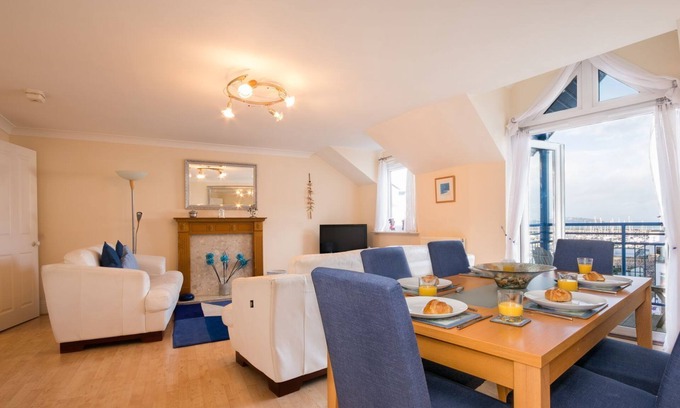 Brixham Apartment | 3 bedroom accommodation in Brixham