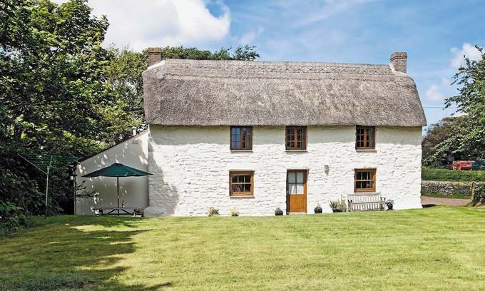 Rosudgeon Cottage | 3 bedroom accommodation in Rosudgeon, near Marazion