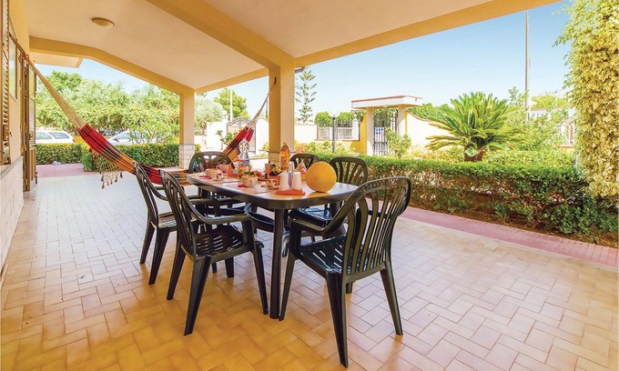 Contrada Fiori Sud Apartment | 3 bedroom accommodation in Menfi AG