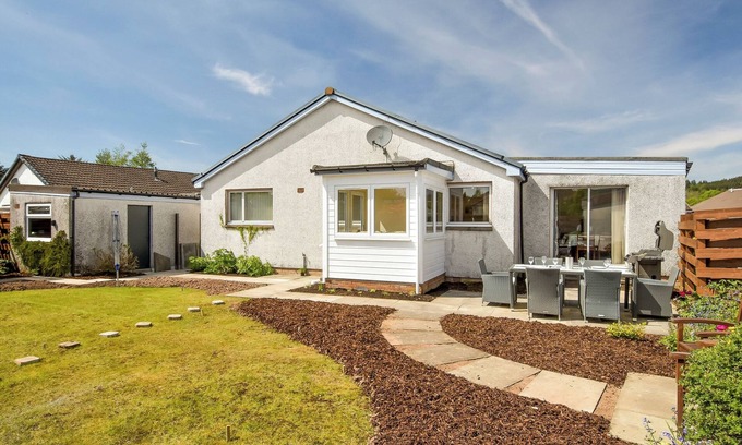 Comrie Cottage | 3 bedroom accommodation in Comrie, near Crieff