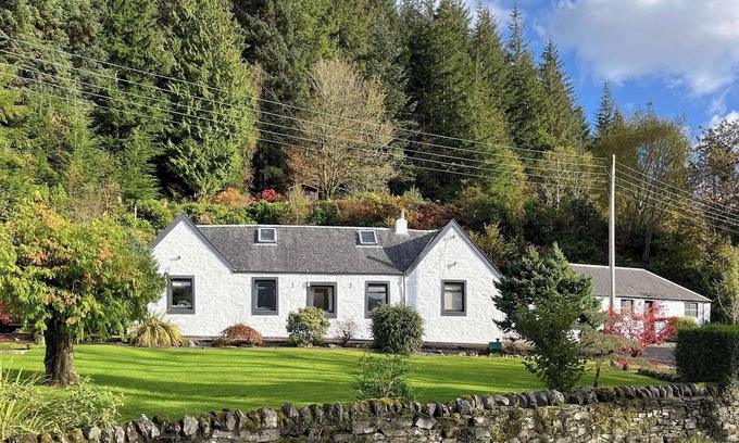 Kilmun Cottage | 3 bedroom accommodation in Kilmun, near Dunoon