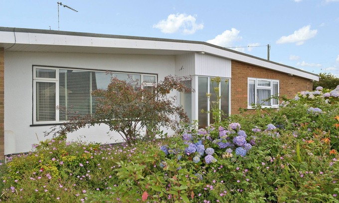Bacton Cottage | 3 bedroom accommodation in Bacton, near Happisburgh