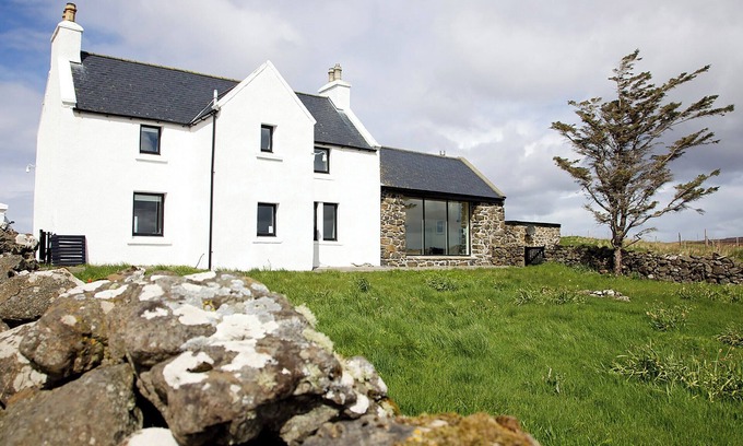 Caroy Cottage | 3 bedroom accommodation in Roag, Isle of Skye