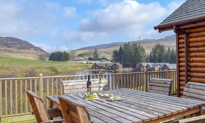 Foss Cottage | 3 bedroom accommodation in Glengoulandie, near Aberfeldy