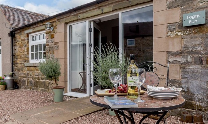 Longnor Cottage | 3 bedroom accommodation in Butterton, near Leek