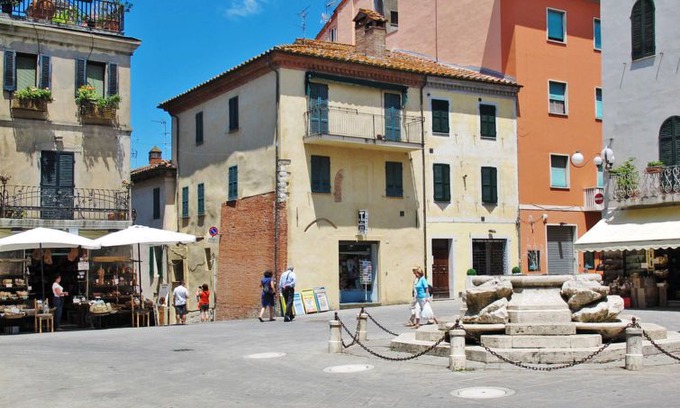Badiaccia Apartment | 3 bedroom Apartment, sleeps 6 in Badiaccia with Air Con and WiFi