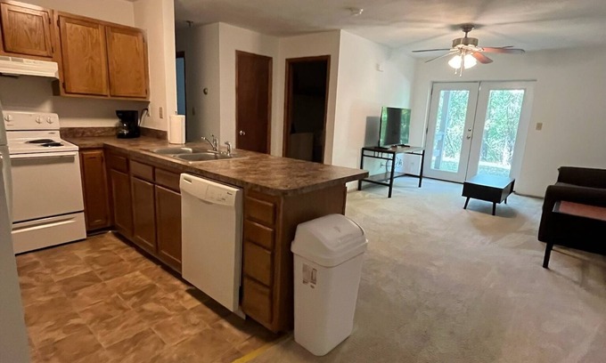 Kabrich Crescent Apartment | 3-bedroom Apartment in Blacksburg, Half a Mile from Downtown!