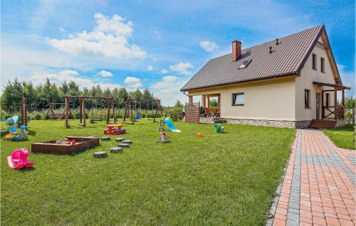 gmina Bedzino House | 3 Bedroom Awesome Home In Mscicie