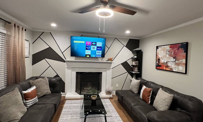 Apex House | 3 bedroom brick ranch