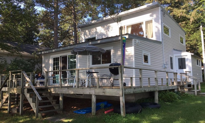 Park Rapids Cabin | 3 Bedroom Cabin On Long Lake, steps from water