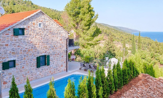 Zavala House | 3 bedroom cozy home in Gromin Dolac