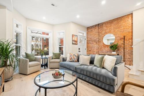 Le Droit Park Apartment | 3-Bedroom Home with Rooftop Deck & Washer & Dryer, Near Shaw