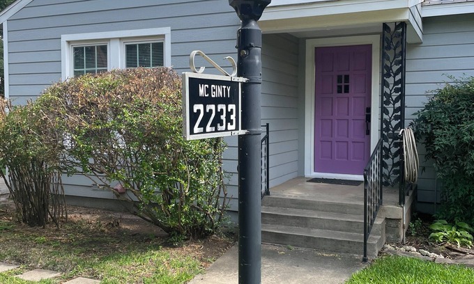 Sayles Blvd. Area House | 3-bedroom house in central Abilene with modern amenities and nostalgic charm.