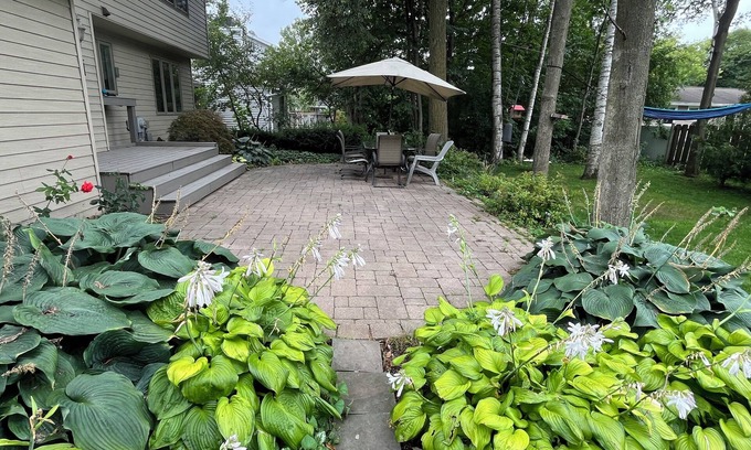Green Bay House | 3-bedroom house in enchanting Green Bay, 5 min drive to Lambeau.
