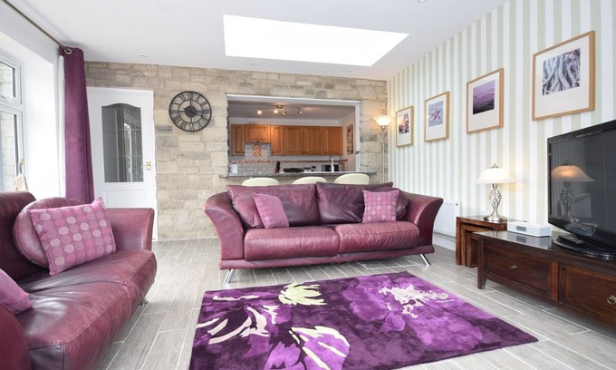 West Lulworth House | 3 bedroom House in Lulworth Cove - DC017