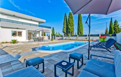 Bogomolje House | 3 Bedroom Stunning Home In Bogomolje