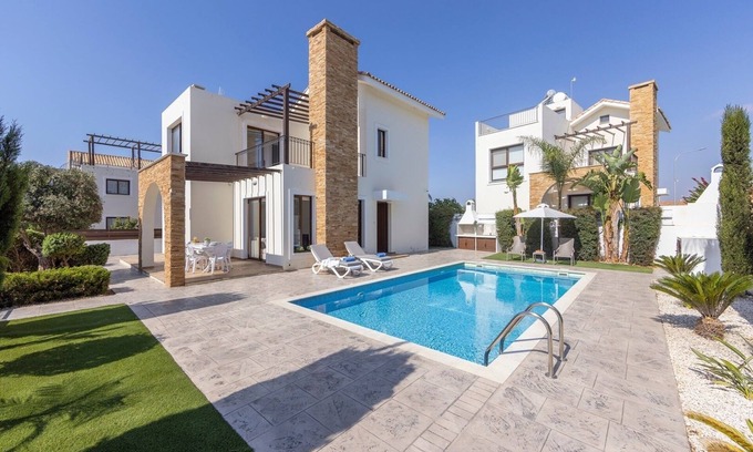 Ayia Thekla Villa | 3 bedroom villa in Ayia Thekla