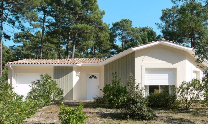 Maubuisson Villa | 3 bedroom Villa, sleeps 6 in Maubuisson