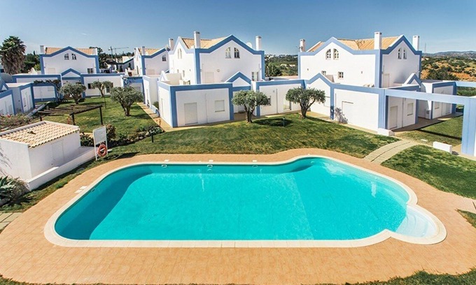 Tavira House | 3 bedroom Villa with large Private Terrace, Free Wifi&Pool in Quinta do Perogil
