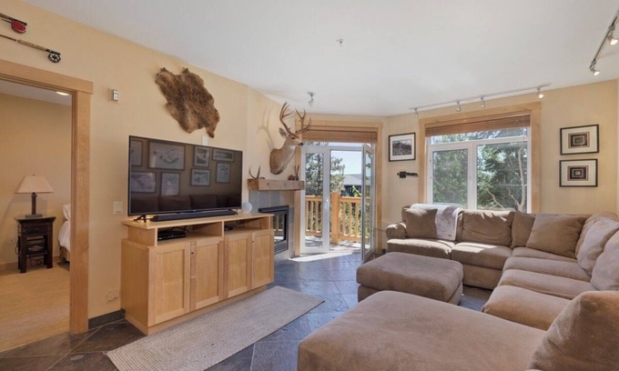 Mammoth Lakes Condo | 3 BR 2 BA Ski-in & Ski-out, 50 steps to ski run, unbelievable location!