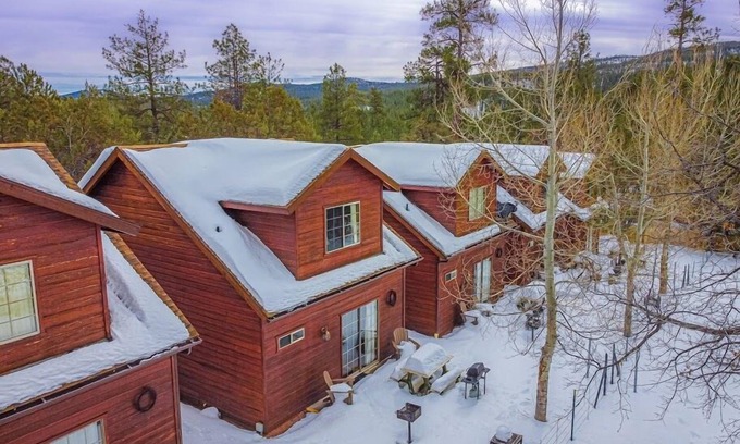 Christopher Creek Cabin | 3 Cabins with Kitchens+Gameroom&Playground