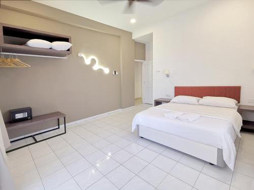 Downtown George Town Apartment | 3 Concordia @ Gurney