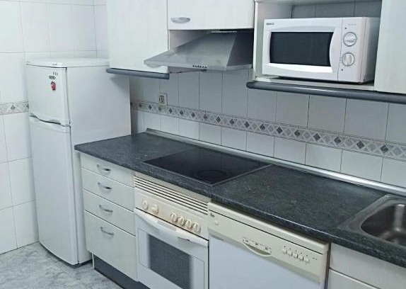 Lloret de Mar Apartment | 3 dormitorios con Piscina (Ref.D1)