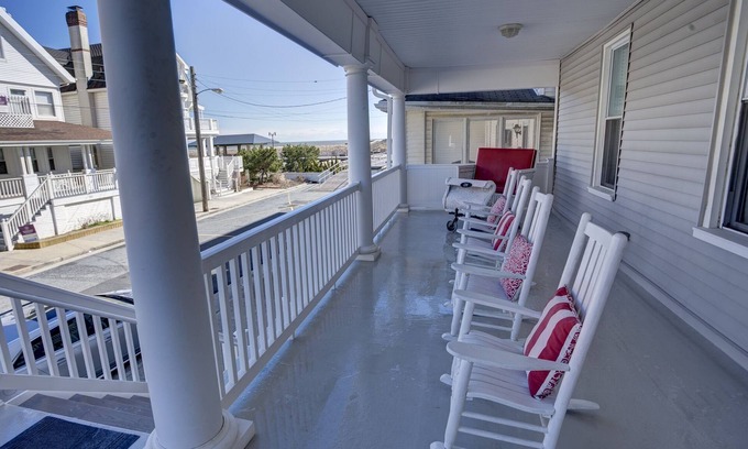 Atlantic City House | 3 House from the Beach.Ocean Views from EVERY ROOM!