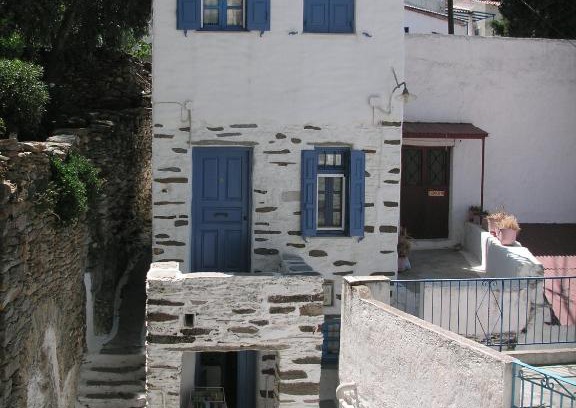 Ioulida House | 3-level doll house in Kea Ioulida/Chora, Cyclades