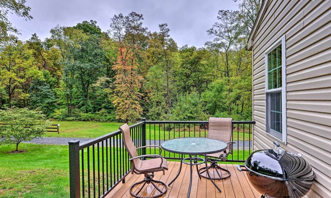 Bernville House | 3 Mi to Blue Marsh Lake: Spacious Home w/Deck