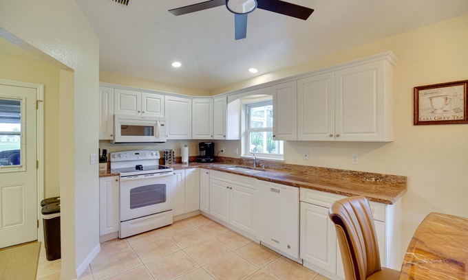 Highland House | 3 Mi to Lake: Peaceful Home w/Grill in Sebring