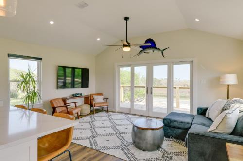 Rockport House | 3 Mi to Rockport Beach Home Near Aransas Bay