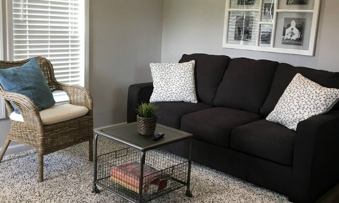 Round Top Cottage | 3 Miles From All Of The Fun Round Top, Texas Has To Offer!