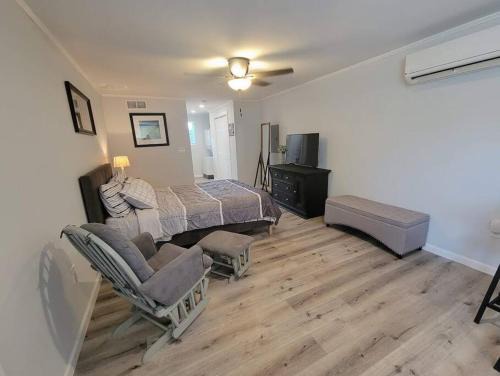Brazos House | 3 mins to All Things Waco: Casita