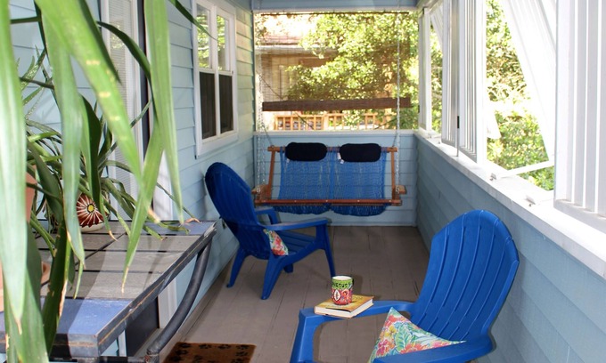 Colington House | 3 minutes from the beach, dog-friendly home at MP 6 in Kill Devil Hills