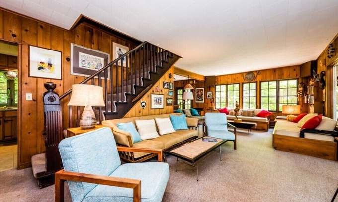 Sawyer Cottage | (3 Nt June Min!) Sawyer Lakefront Home With Private Beach!